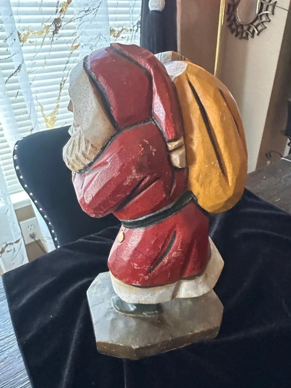 Rustic Vintage Hand Carved Wooden Old World Santa Claus Figurine Folk Art